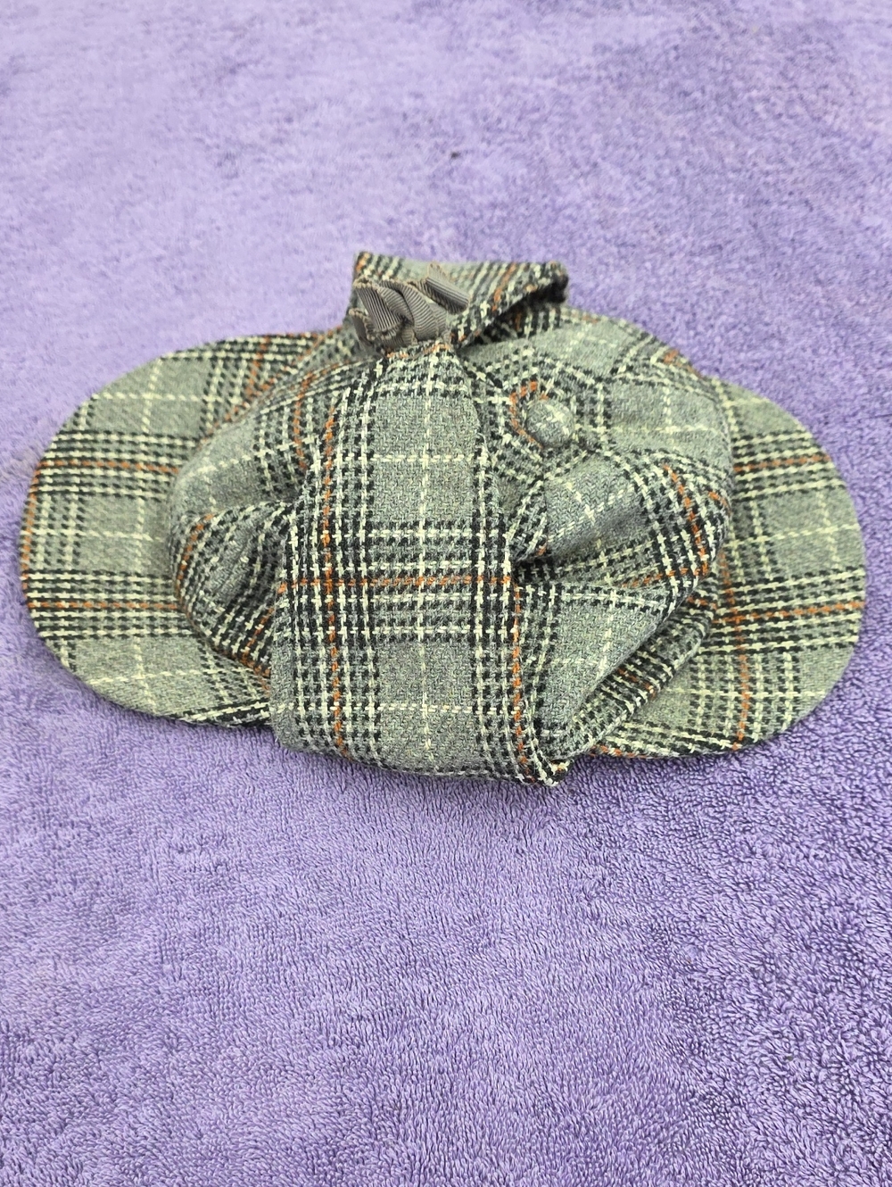 Jonathan Richard Classic Plaid Irish Donegal Wool Cap - Green Brown Pattern
